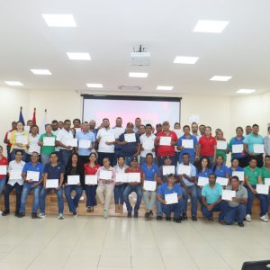 UNIAV y MINSA fortalecen conocimientos para la prevención de la rabia humana en Rivas